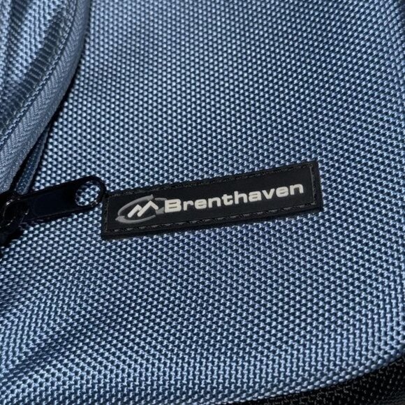 Brenthaven Zero Impact Laptop Case 17" Blue Nylon Padded Shoulder Strap Multiple - Picture 3 of 10